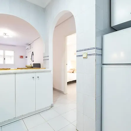 Playa Naufragos Y Piscina Comunitaria דירה *